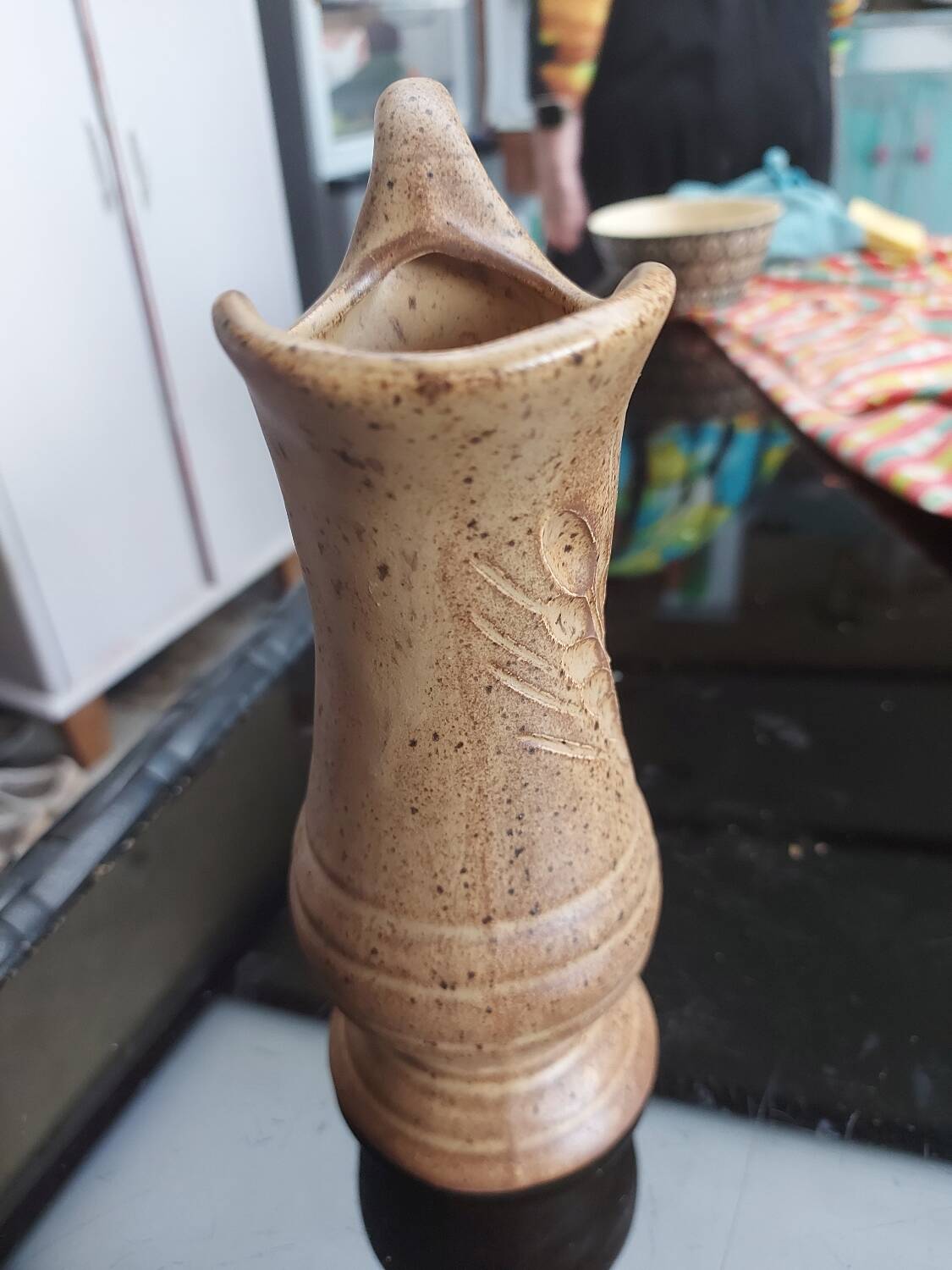 Pichet en gré pyrité de Vallauris