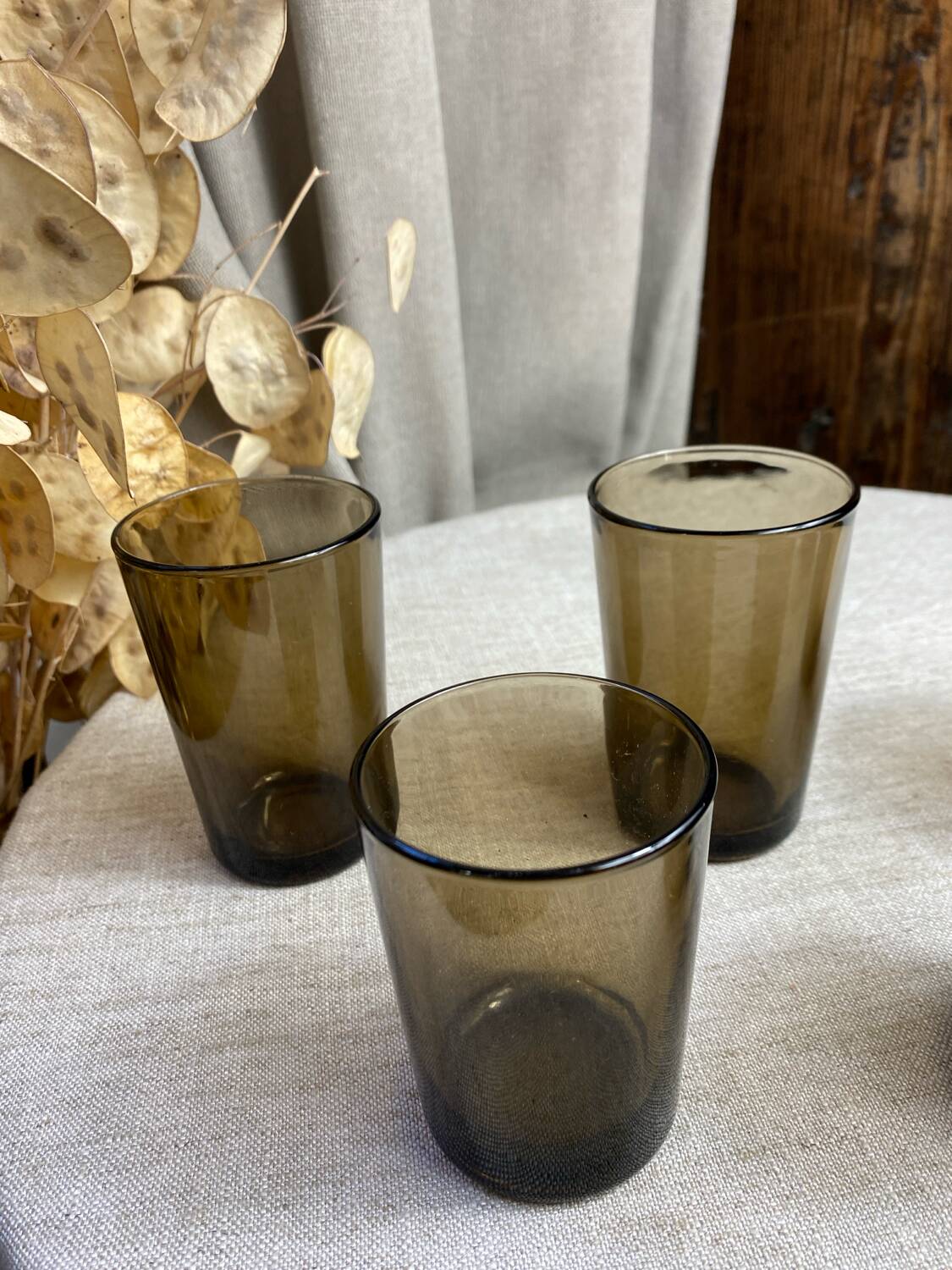 Six glasses, smoked glass, Vereco, 1970s