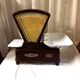 Old trader's scale, in bakelite, Testut.