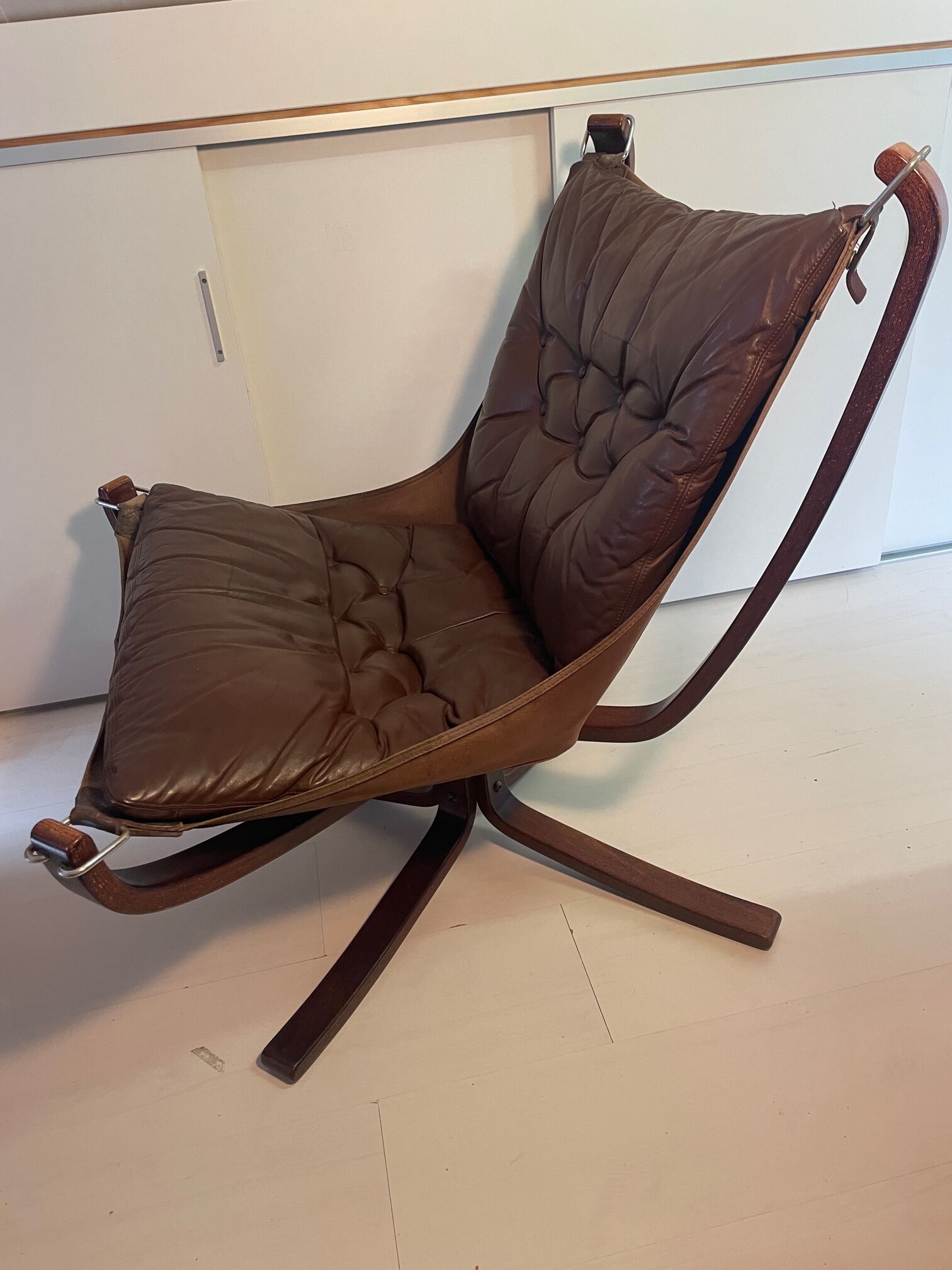 3 vintage Falcon chairs. By Sigurd Ressel for Vatne Møbler Norway. 1970's. Falcon chairs