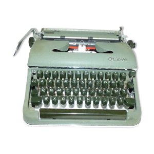 Machine à écrire de Marque Olympia