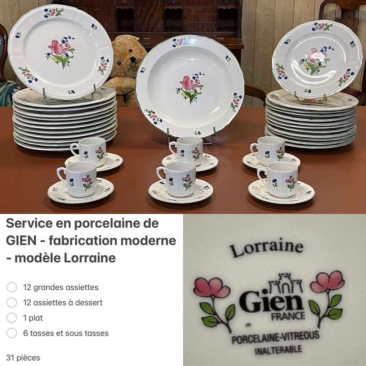Gien porcelain table service, modern manufacture 31 pieces
