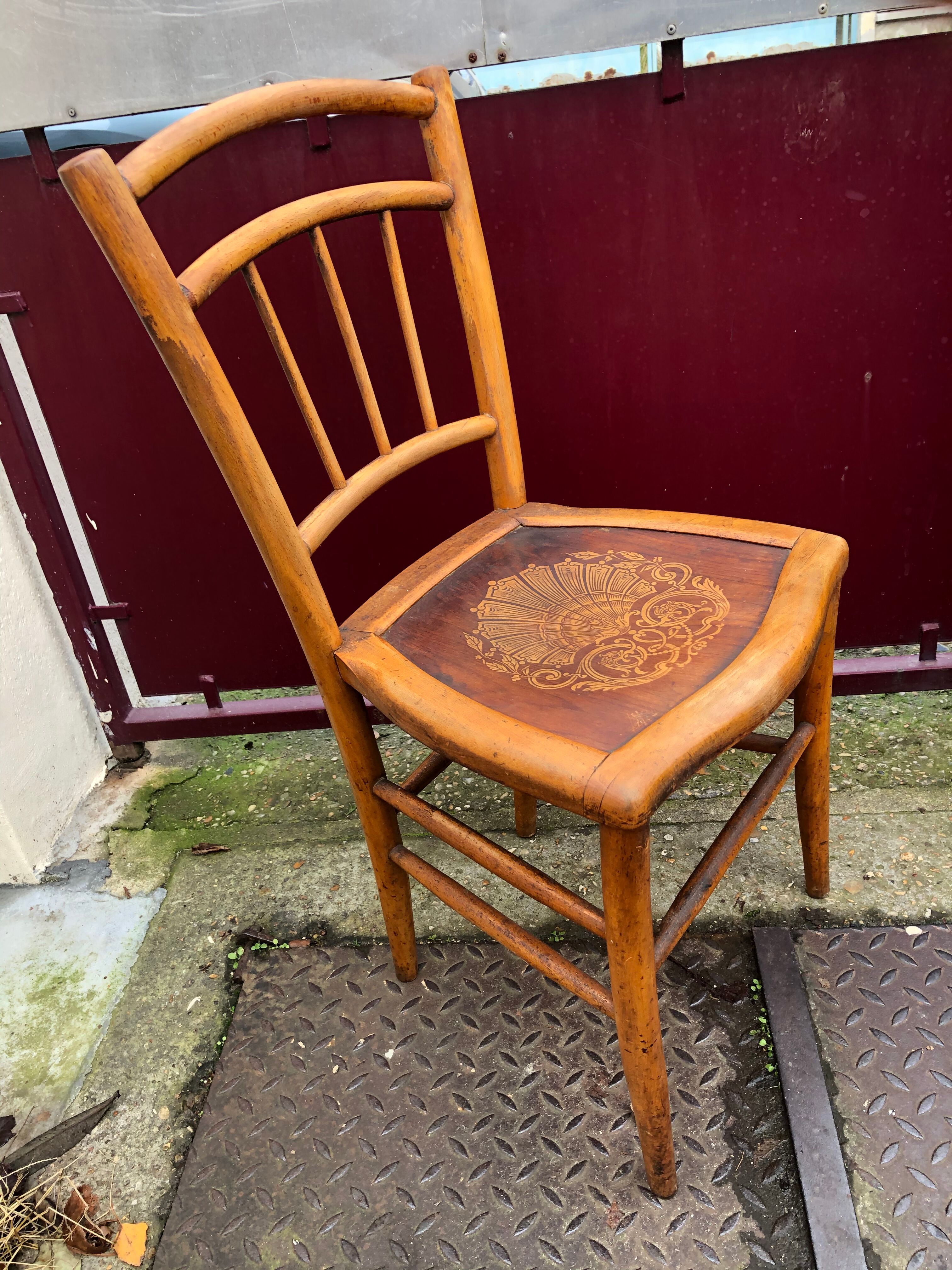 Bistro chair