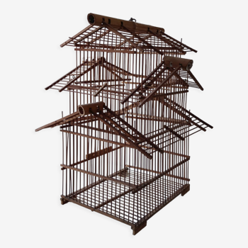 Cage à oiseaux asiatique