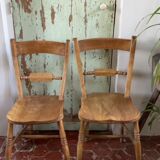 Pair of English chairs