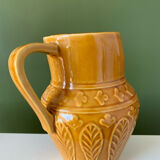 Ceramic decanter