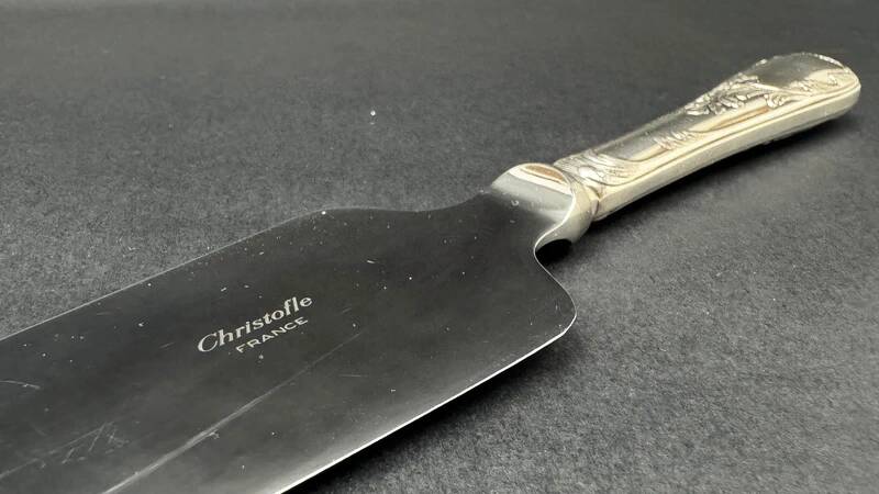 Cutting or cake knife No. 59 Christofle Marly as new