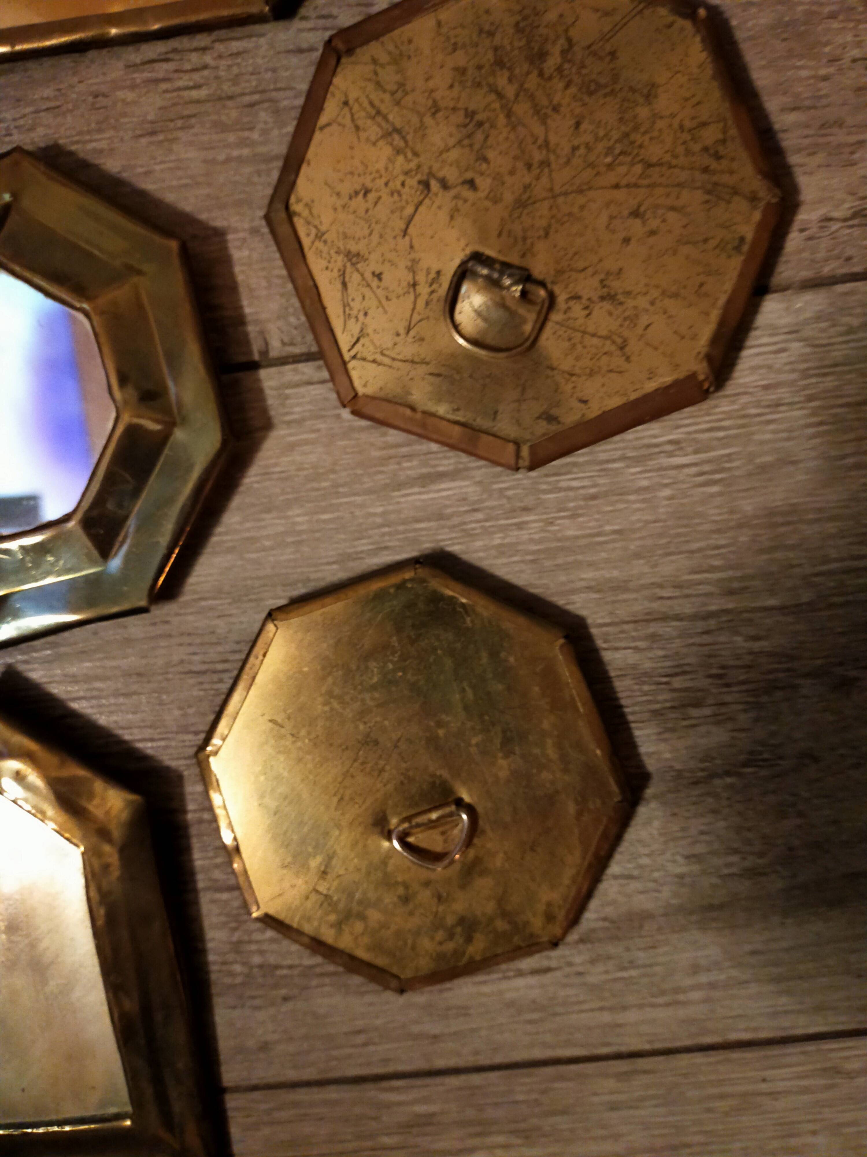 Set of 7 small vintage mirrors