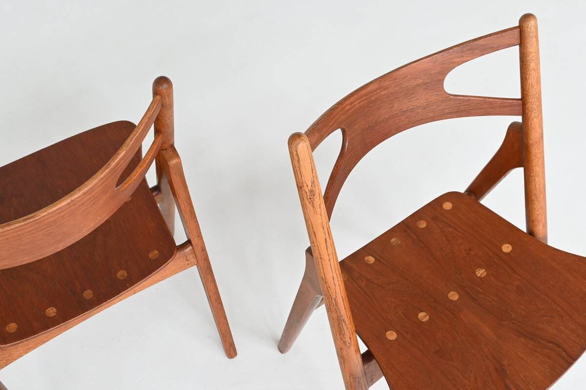 Hans Wegner Sawbuck CH29 dining chairs Carl Hansen & Son Denmark 1952