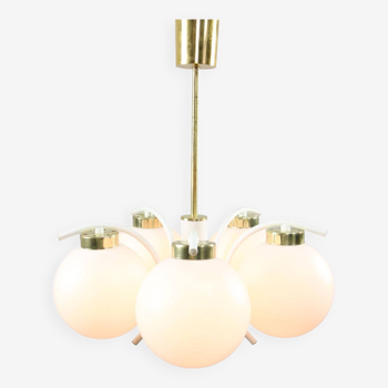 Lustre italien moderne du milieu du siècle en laiton et opaline