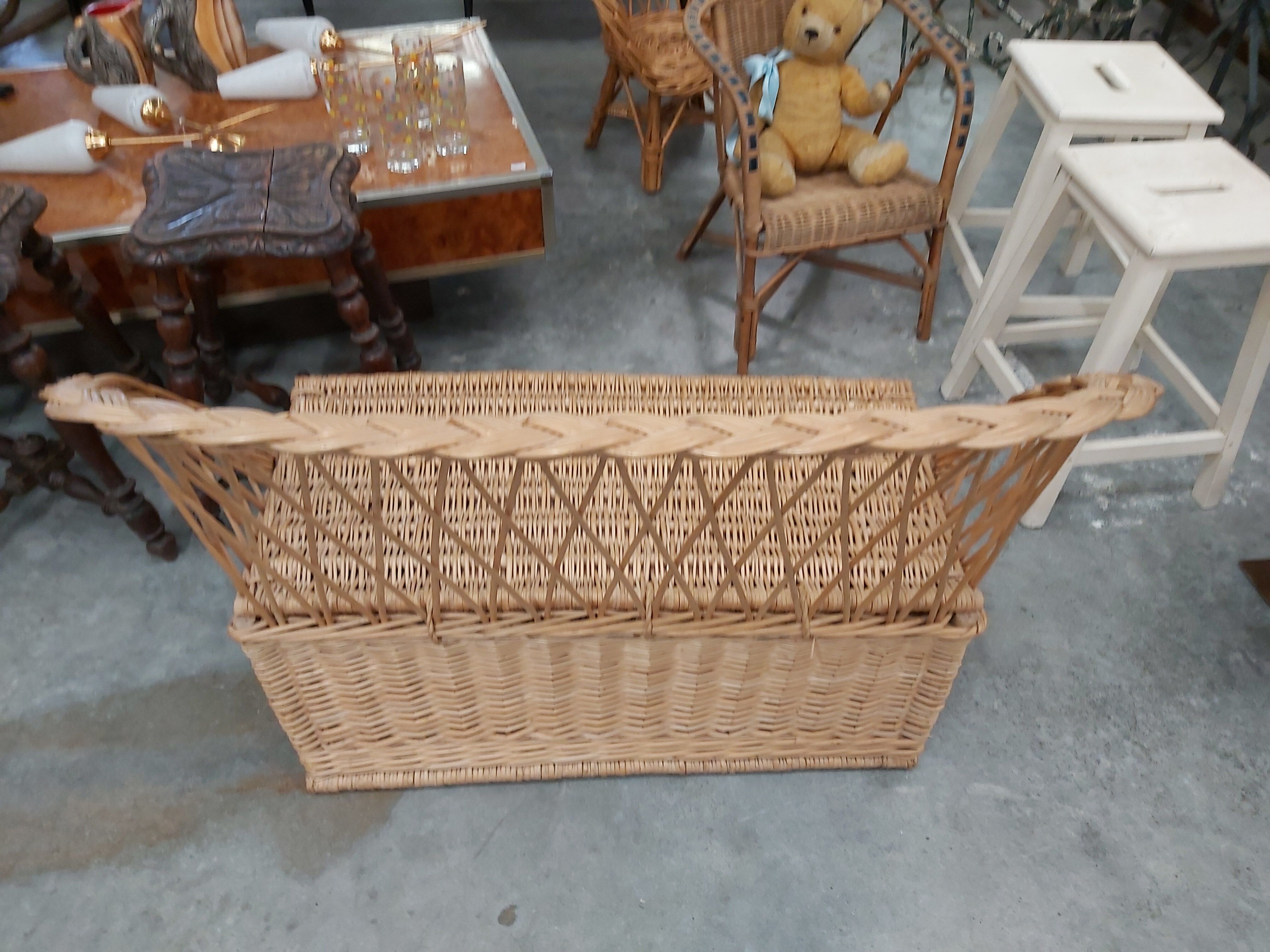 Child chest bench in rattan