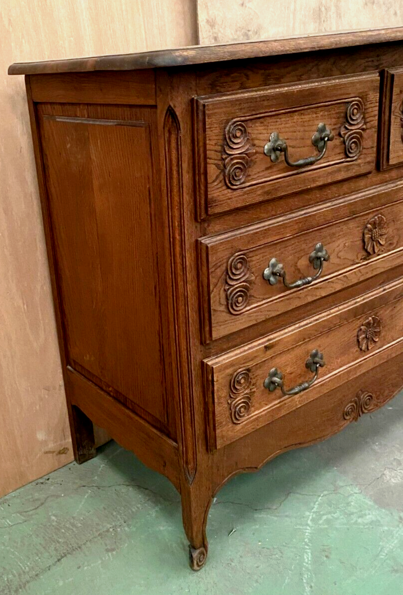 Neo rustic chest of drawers Louis XV XX century
