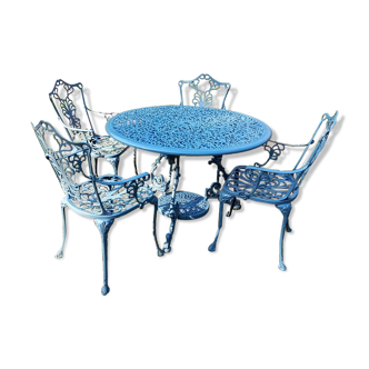 Cast iron garden furniture