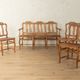 Ensemble de sièges antiques