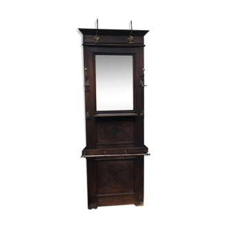 Door coat hat and door parapluise with ice