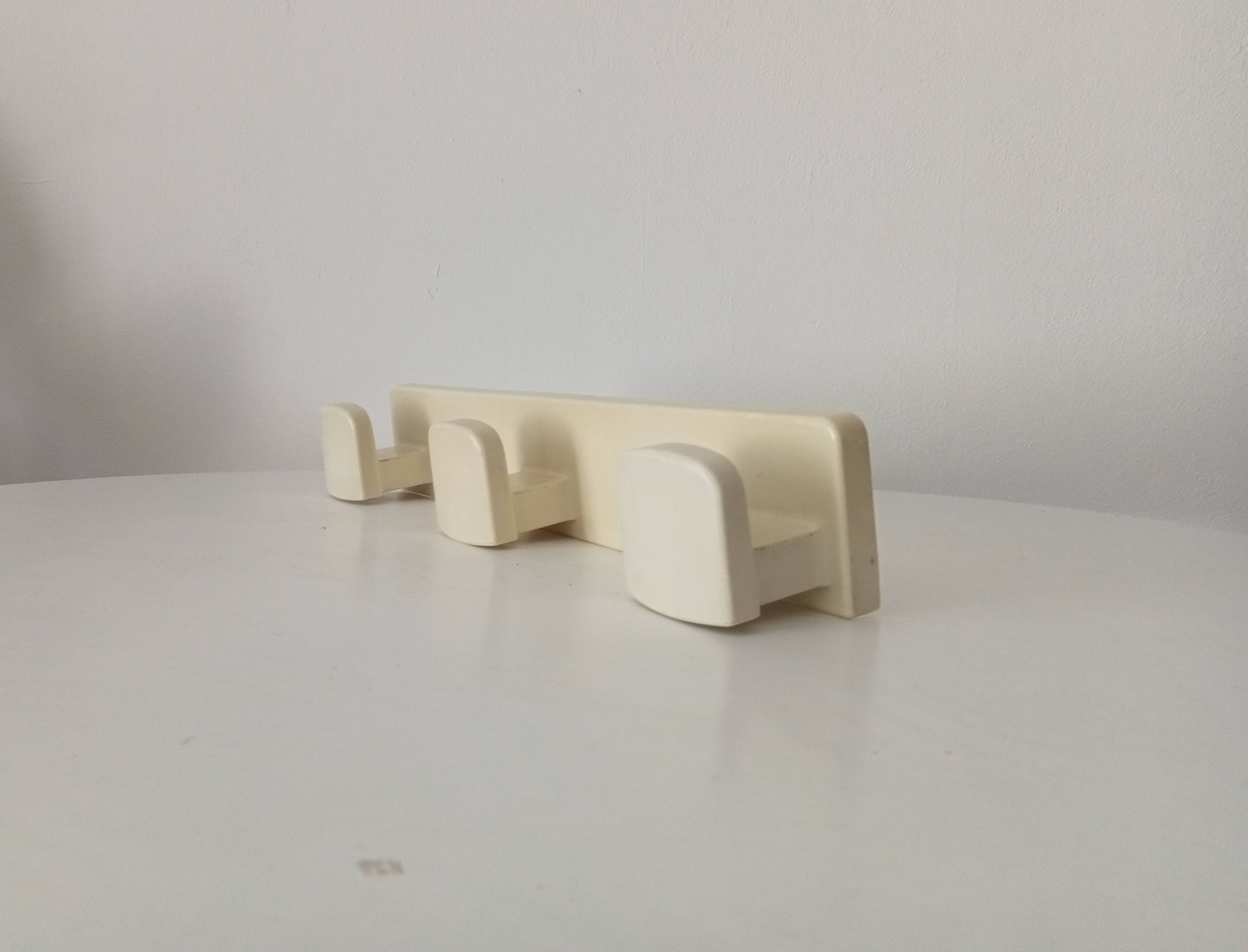 Vintage wall coat rack from the 70s