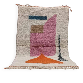 Handmade pure wool rug, size 140 x 260 cm.