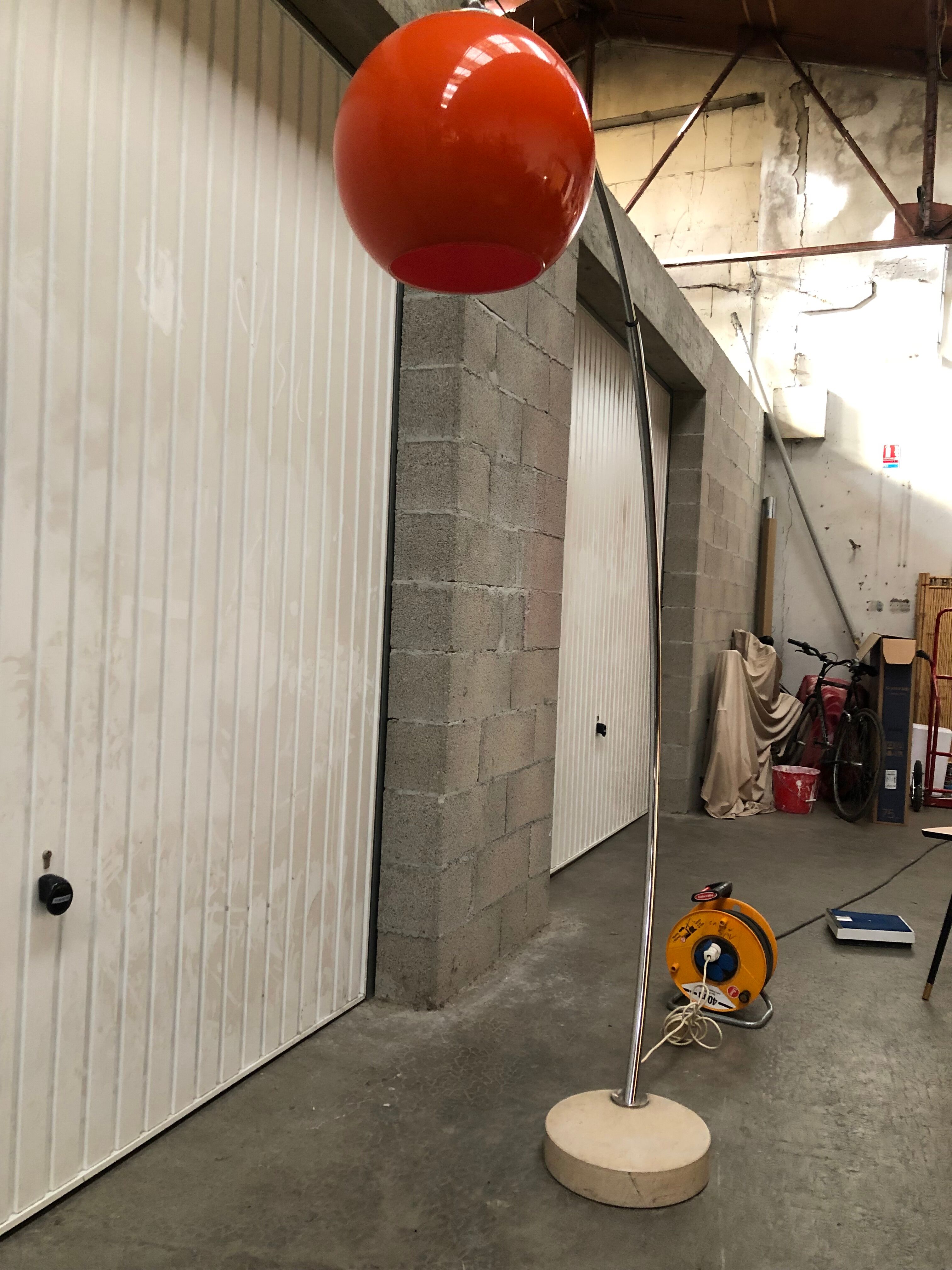 Arc floor lamp design of the 60s