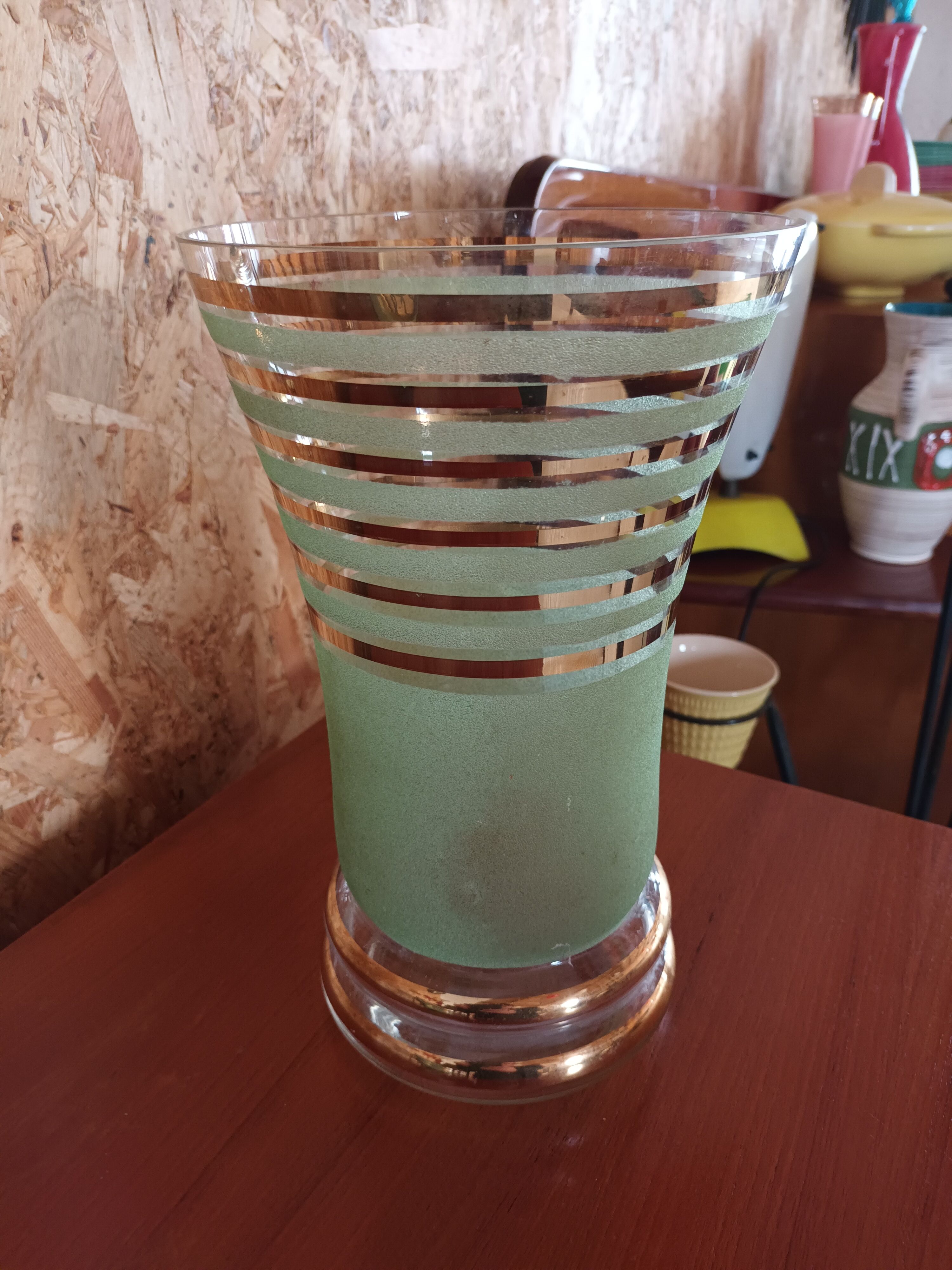 Vase year 50