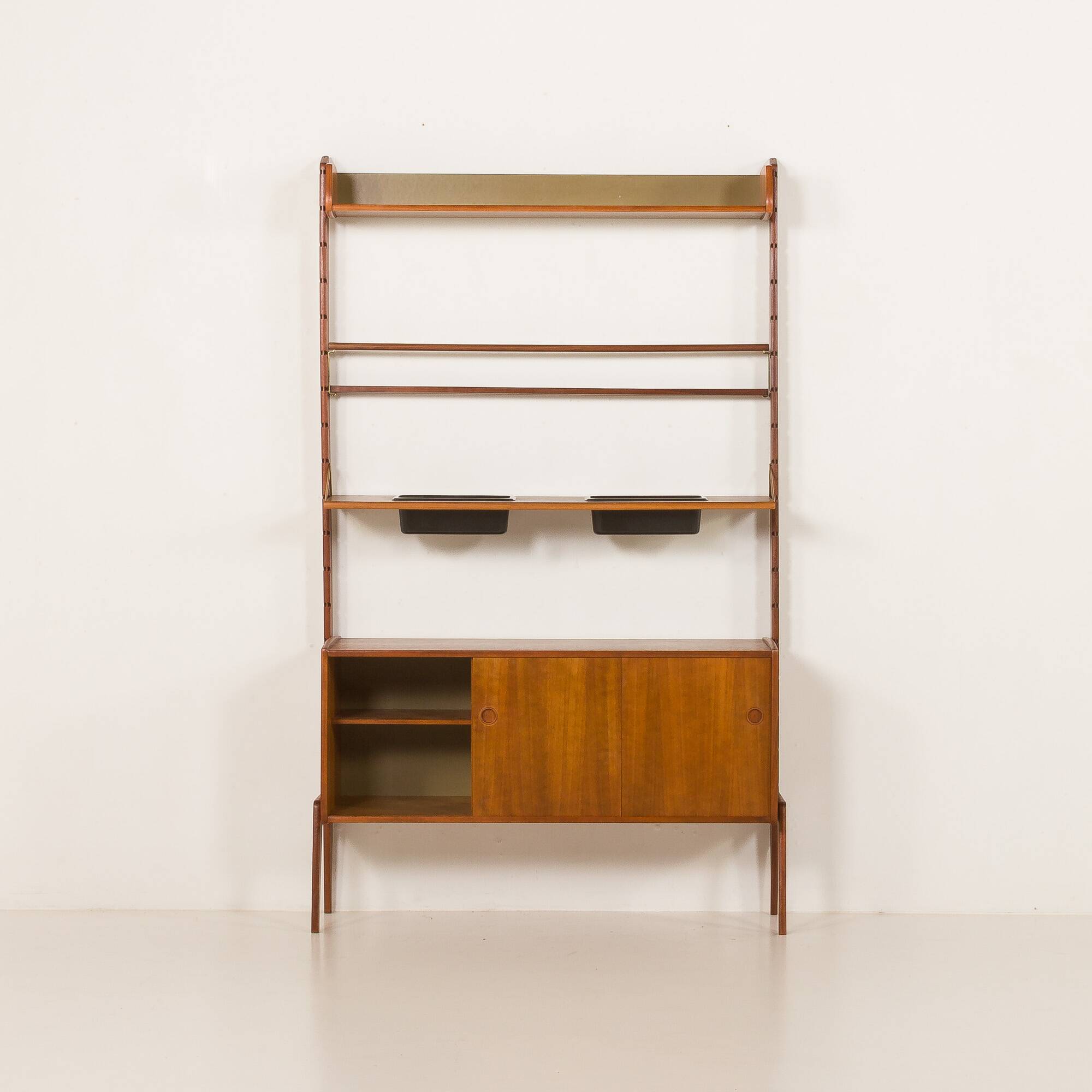 Ergo wall unit with a planter by John Texmon, Norway 1960s