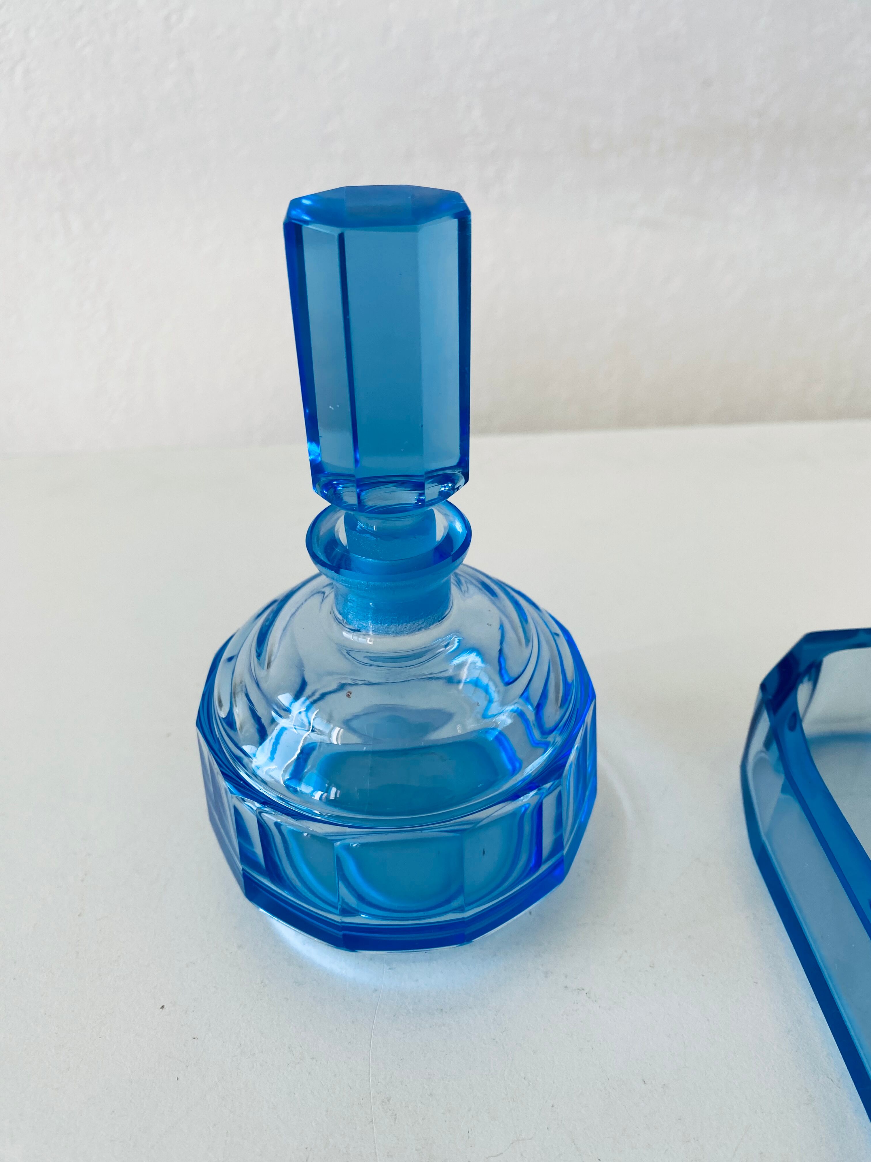 Crystal bathroom kit