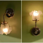 Chic retro wall light in gold brass & pink glass tulip