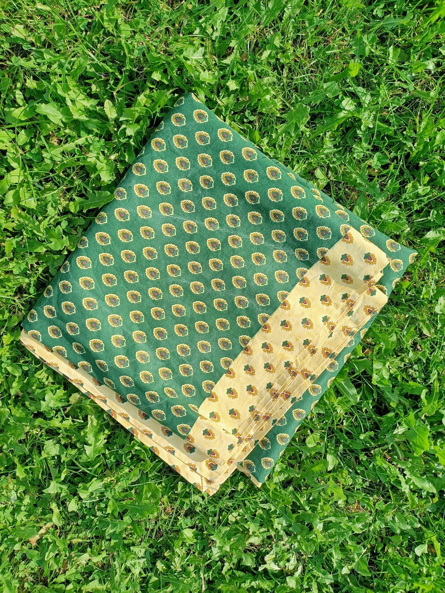Retro Provençal tablecloth