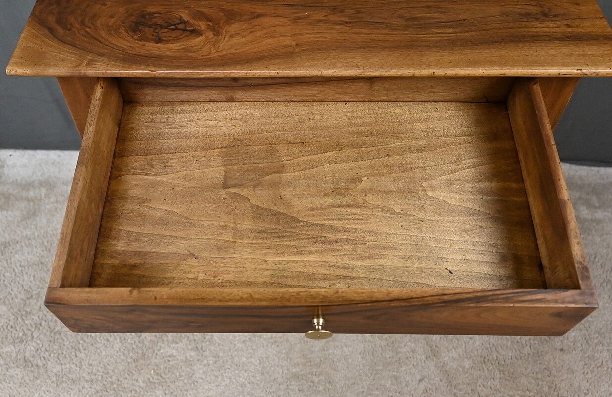 Small walnut desk table, Louis-Philippe style – 19th century