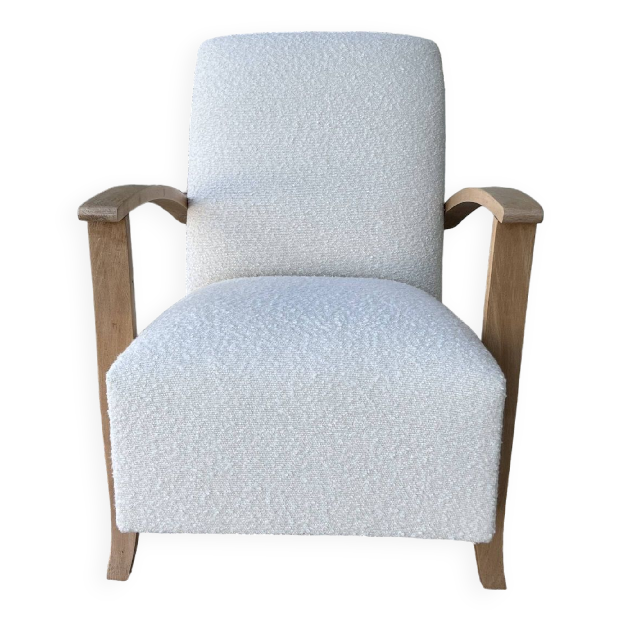 STUDIO ARMCHAIR