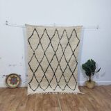Azilal Berber rug in handmade wool 200 X 140 CM