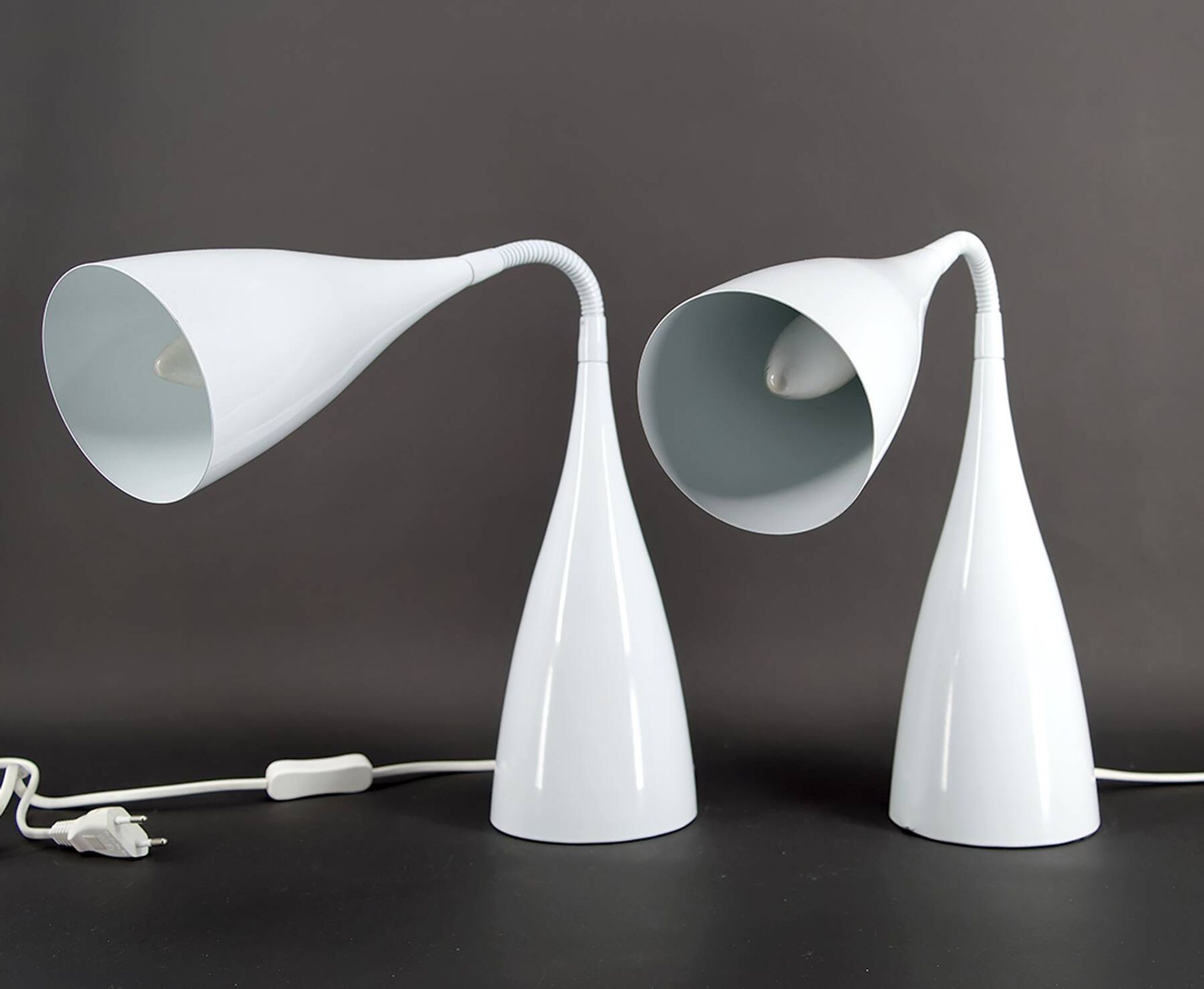 Pair of Vintage Design Lamps in White Enameled Sheet Metal, circa 1970