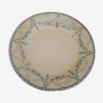 Hollow plate in earthenware from Creil & Montereau cute service Labrador diam 23 cm