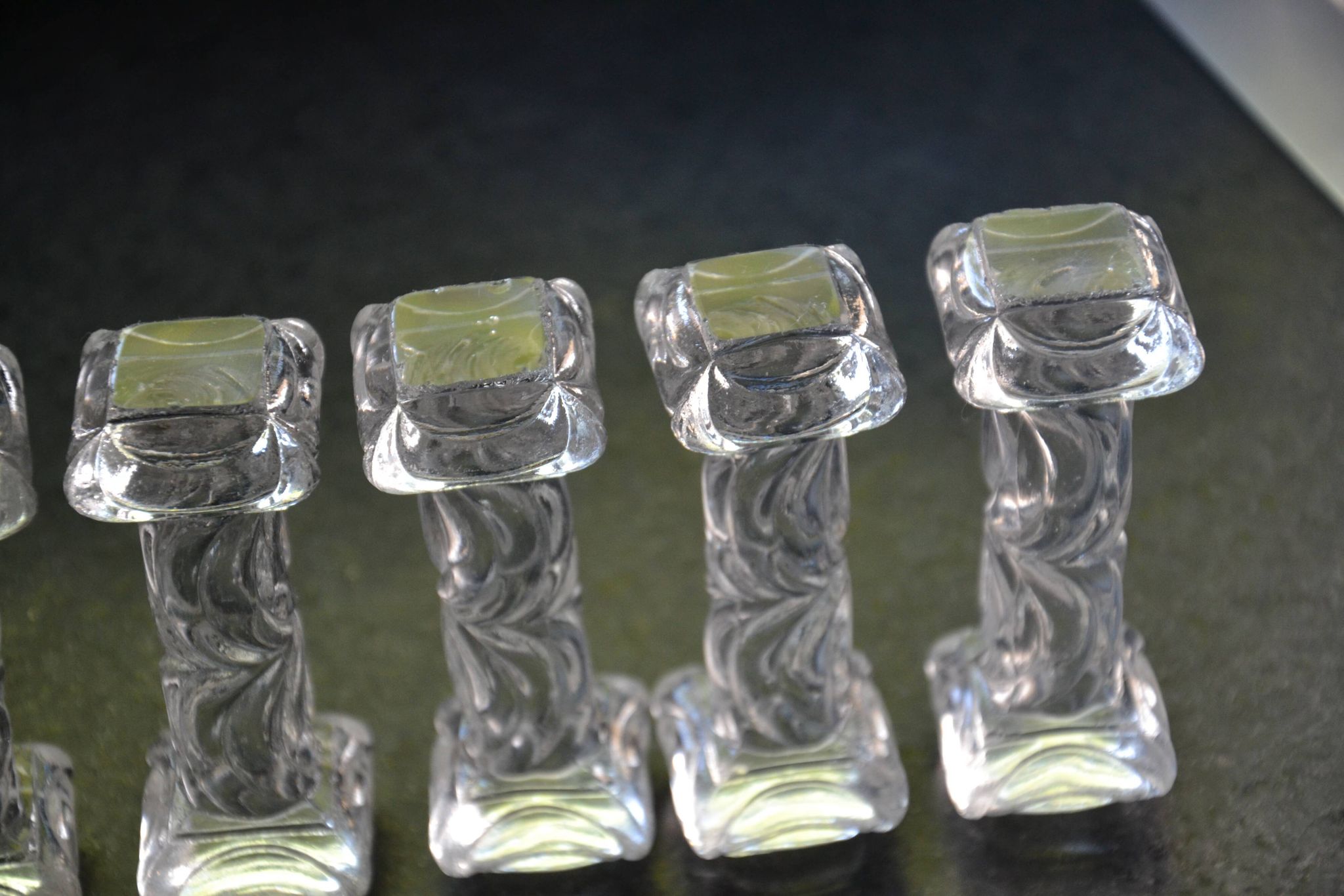 8 cutlery holders made of cut glass