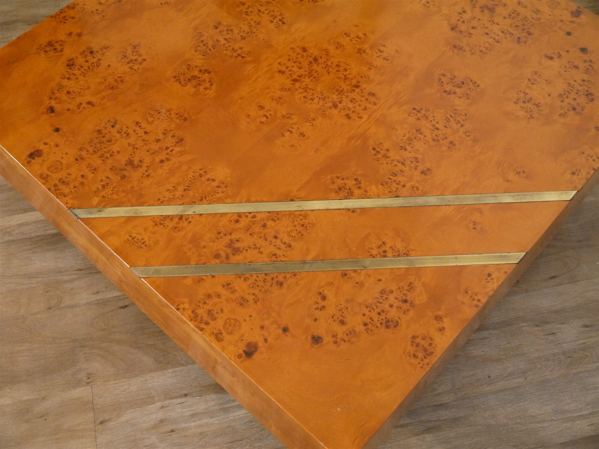 Vintage coffee table in elm magnifying glass 1970