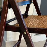 Canned folding chair