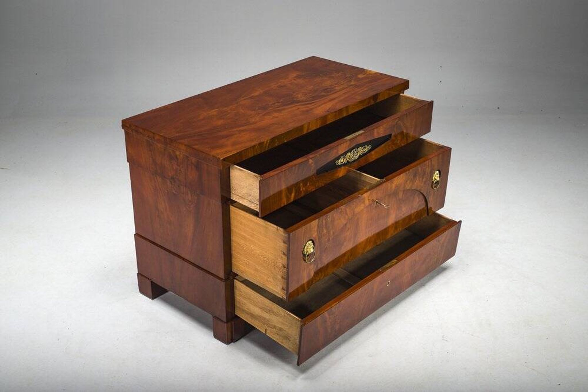 Commodes Biedermeier en acajou du début du XIXe siècle, années 1830