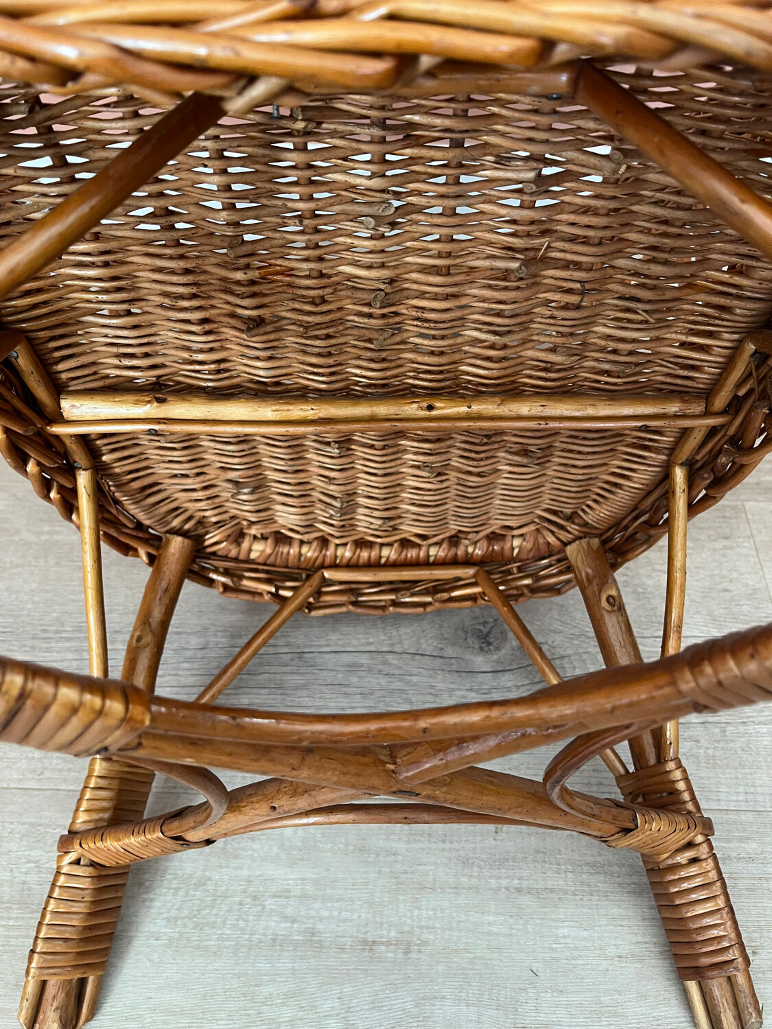 Small wicker children's armchair