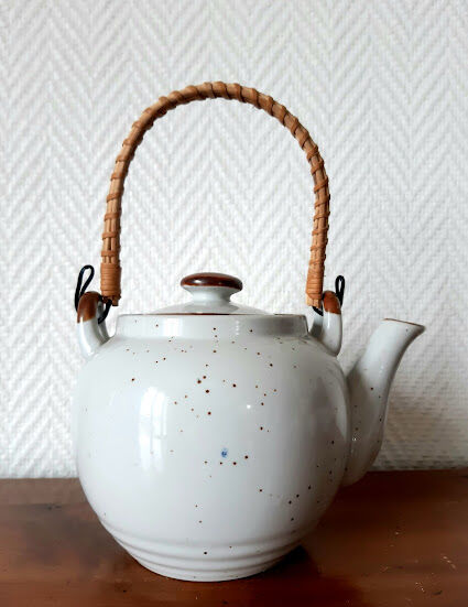 Japanese stoneware tea set