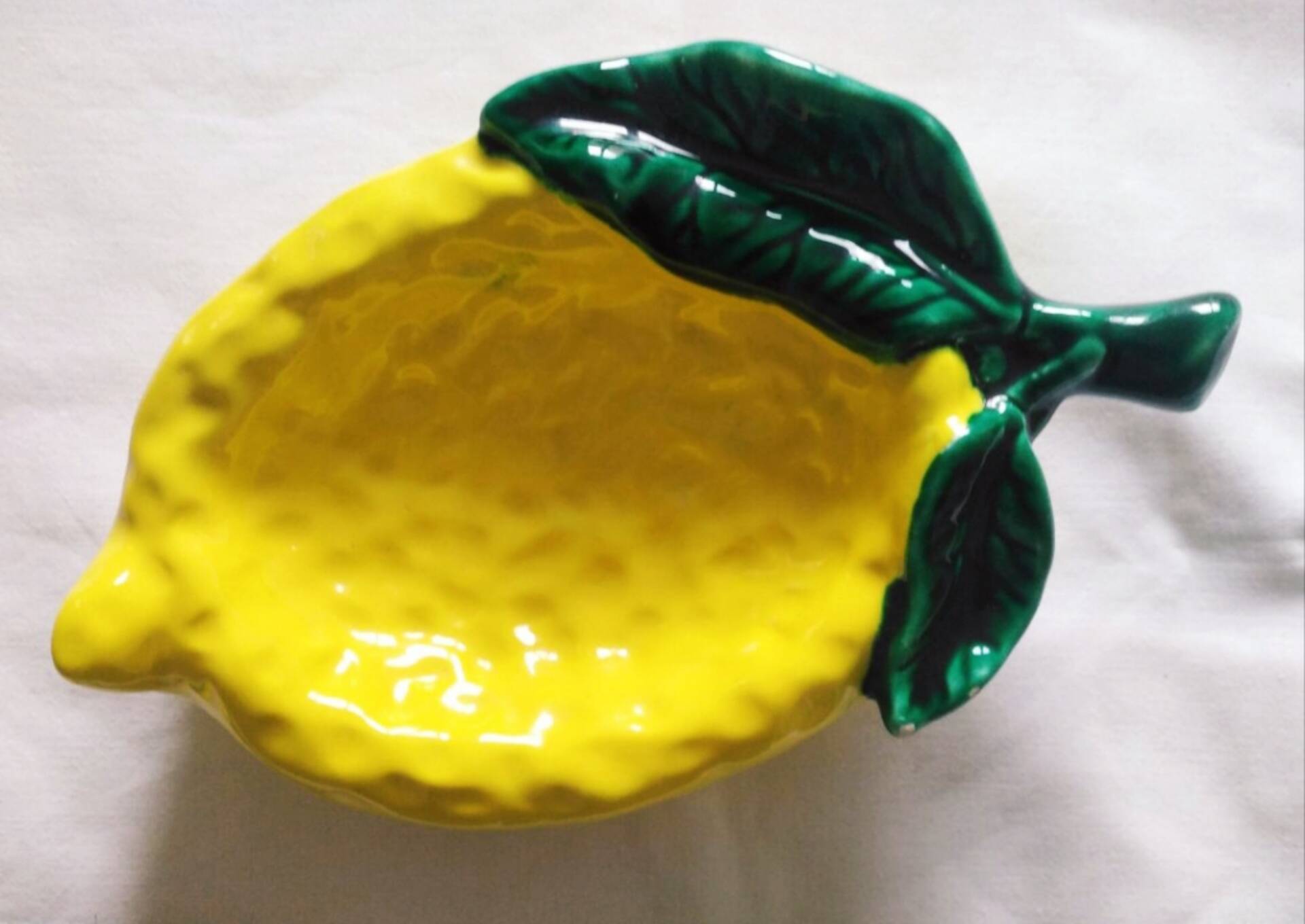 Vintage lemon butter dish in barbotine - Creation A. Ferlay Vallauris (A