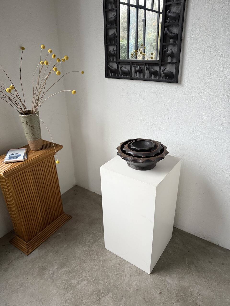 Brutalist wooden dishes, Savoyard popular art.