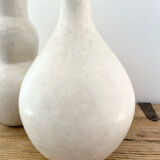 White vase in tadelakt