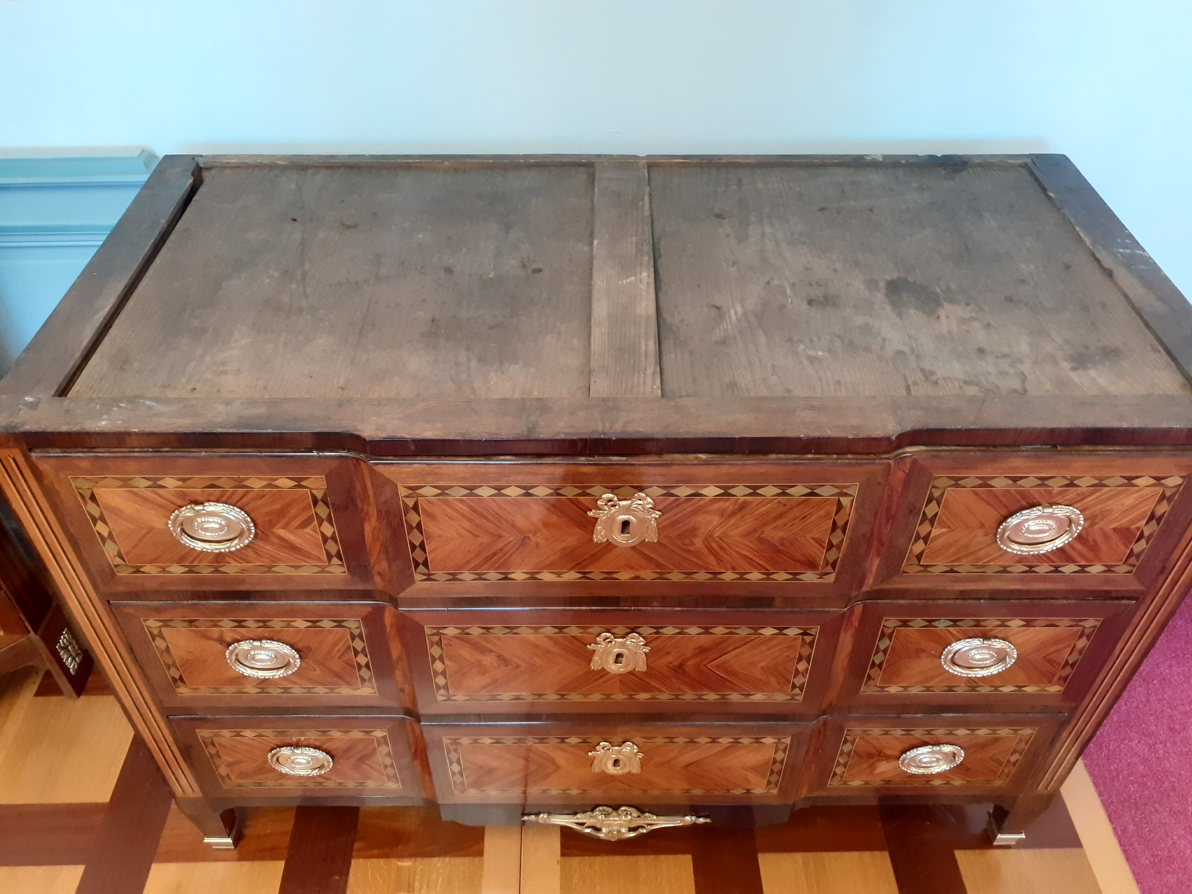 Commode Louis XVI (period)