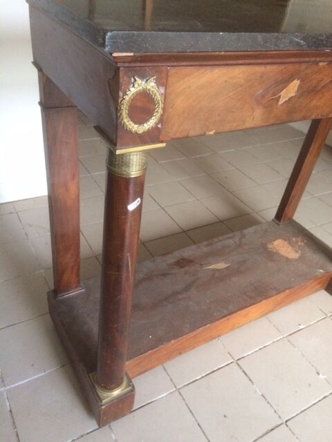 Console column top marble empire