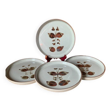 4 flat plates, Arnon stoneware, 1970