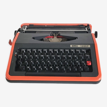 Machine à écrire BMO 1300F Orange