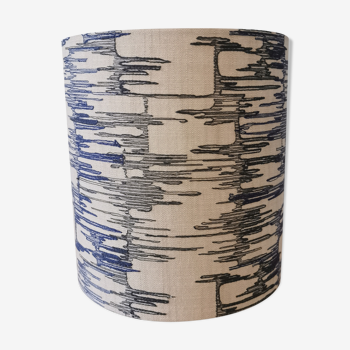 Cylindrical lampshade
