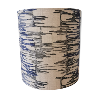 Cylindrical lampshade