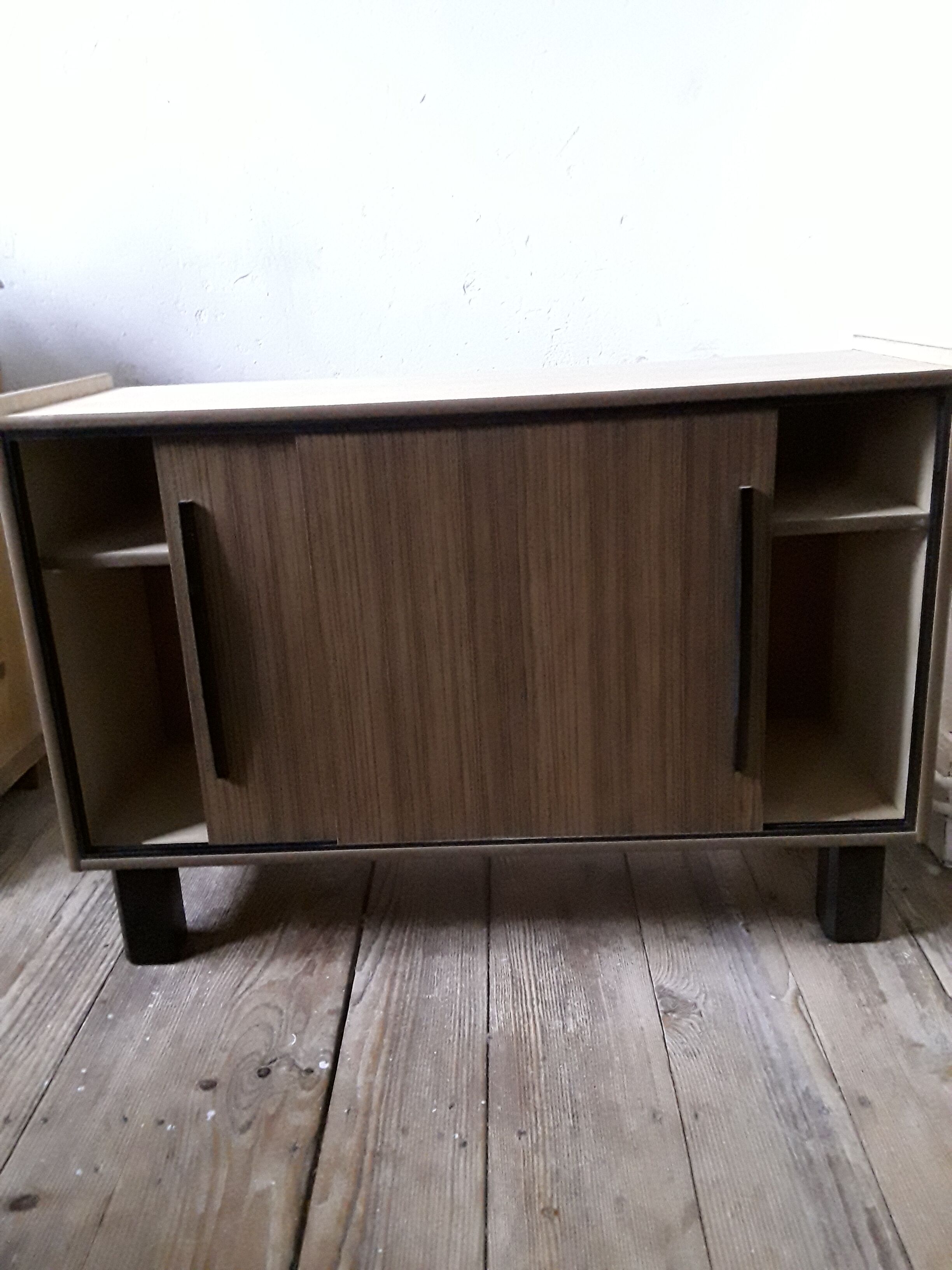 Wood buffet and 60s melamin