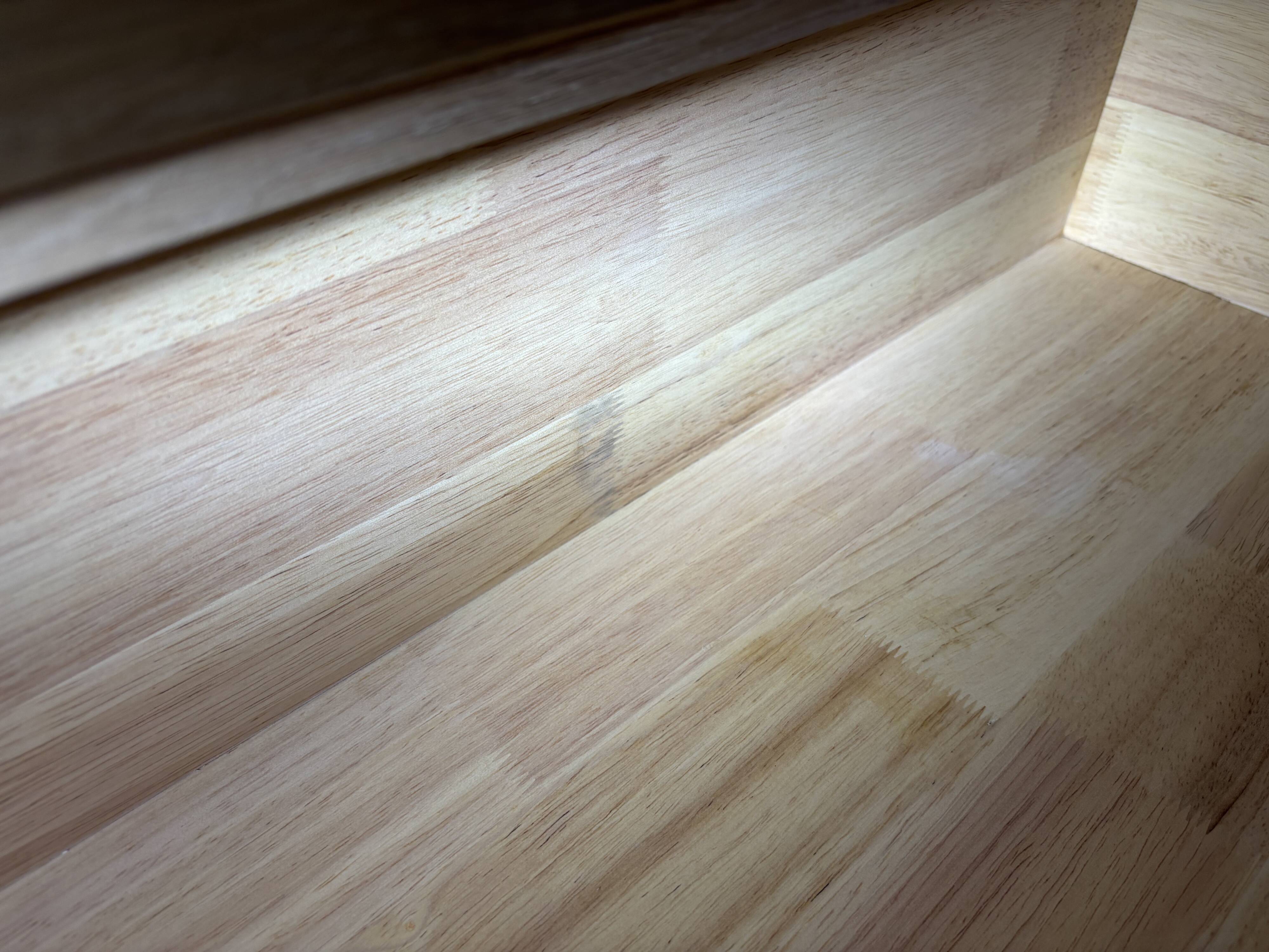 Meuble bahut en chêne massif marque Tikamoon