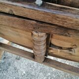 Winegrower's table, oak grape pickers
